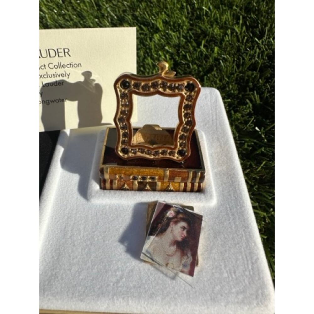 ESTEE LAUDER PERFUME COMPACT RARE 2002 ROMANTIC EDITION MIBB ~ BEAUTIFUL - Picture 9 of 16